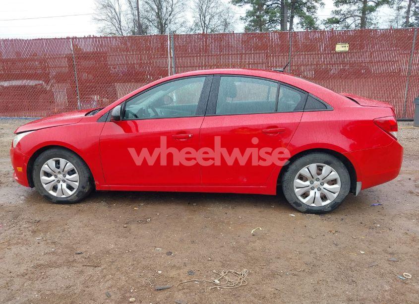 Photo 14 of 2014 Chevrolet Cruze LS AUTO (VIN 1G1PA5SH0E7194497)
