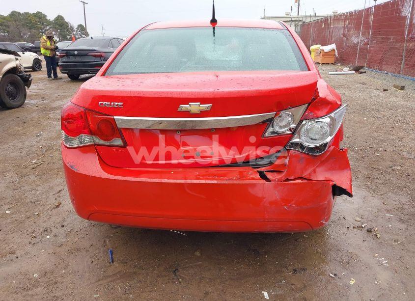 Photo 6 of 2014 Chevrolet Cruze LS AUTO (VIN 1G1PA5SH0E7194497)