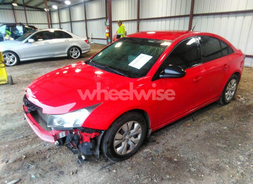 Photo 2 of 2014 Chevrolet Cruze LS AUTO (VIN 1G1PA5SH0E7329591)