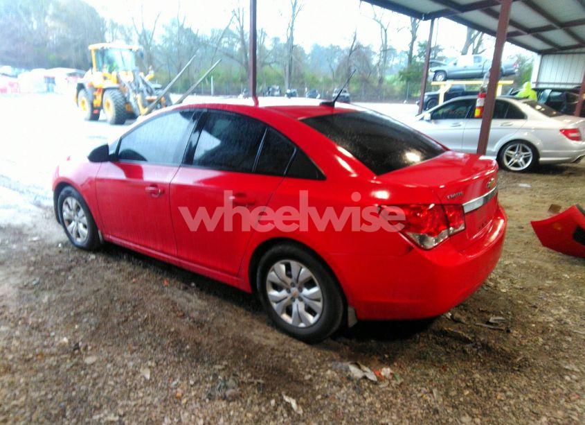 Photo 3 of 2014 Chevrolet Cruze LS AUTO (VIN 1G1PA5SH0E7329591)