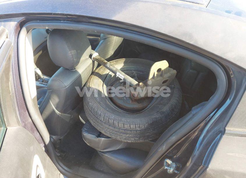 Photo 12 of 2014 Chevrolet Cruze LS AUTO (VIN 1G1PA5SH0E7448936)