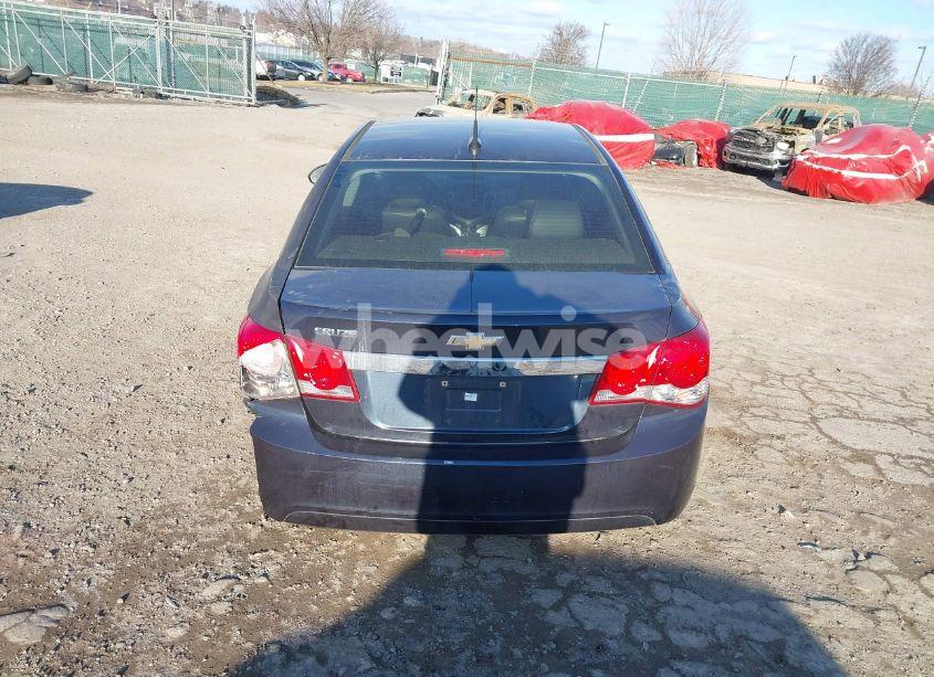 Photo 17 of 2014 Chevrolet Cruze LS AUTO (VIN 1G1PA5SH0E7448936)