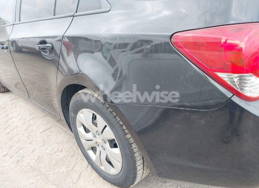 Photo 15 of 2015 Chevrolet Cruze LS AUTO (VIN 1G1PA5SH0F7174655)