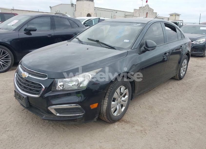 Photo 2 of 2015 Chevrolet Cruze LS AUTO (VIN 1G1PA5SH0F7174655)