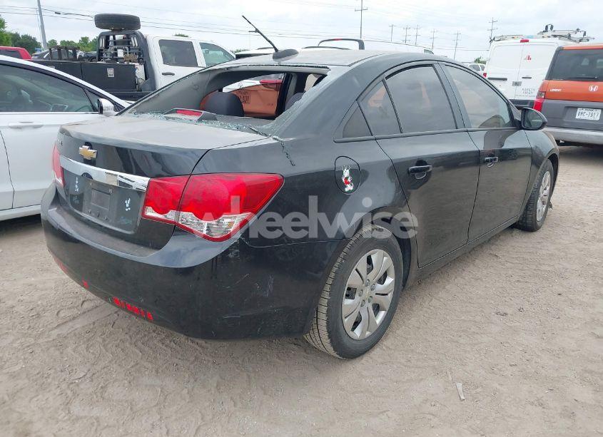 Photo 4 of 2015 Chevrolet Cruze LS AUTO (VIN 1G1PA5SH0F7174655)