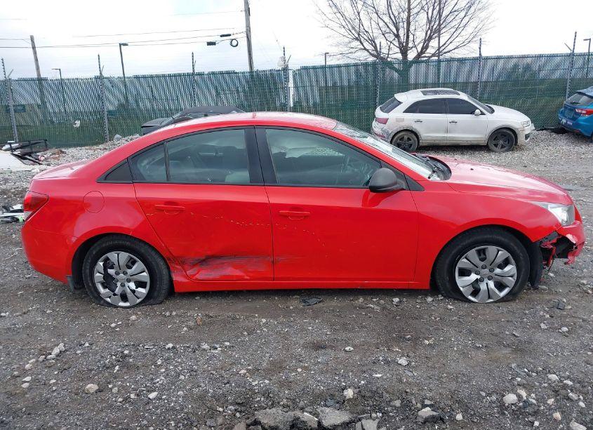 Photo 14 of 2015 Chevrolet Cruze LS AUTO (VIN 1G1PA5SH0F7178673)