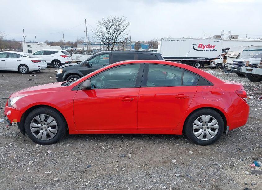 Photo 15 of 2015 Chevrolet Cruze LS AUTO (VIN 1G1PA5SH0F7178673)