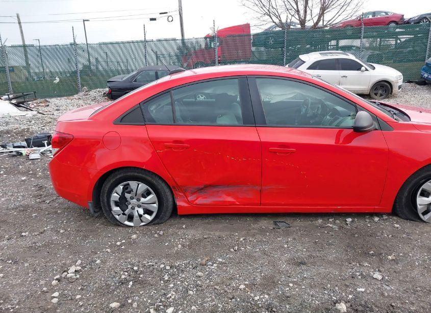 Photo 6 of 2015 Chevrolet Cruze LS AUTO (VIN 1G1PA5SH0F7178673)