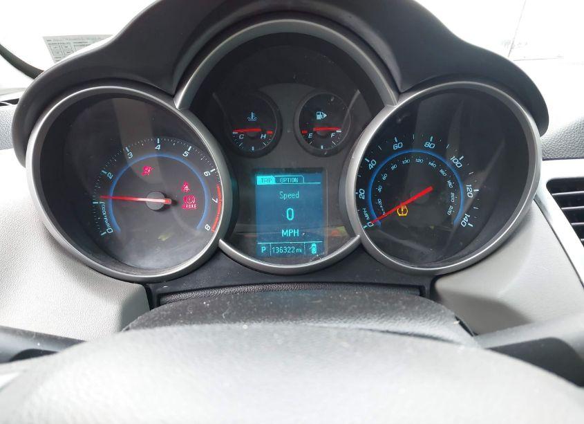 Photo 7 of 2015 Chevrolet Cruze LS AUTO (VIN 1G1PA5SH0F7178673)