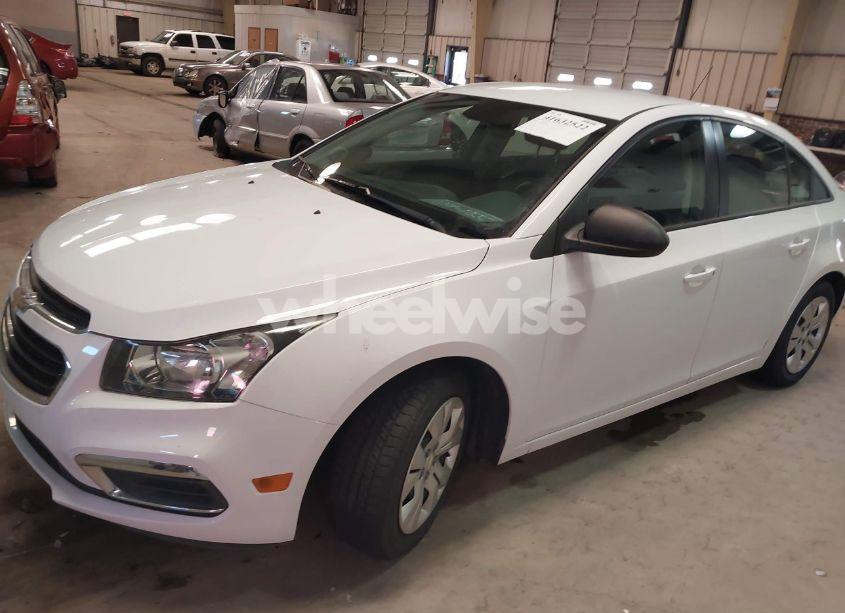Photo 13 of 2015 Chevrolet Cruze LS AUTO (VIN 1G1PA5SH0F7183419)