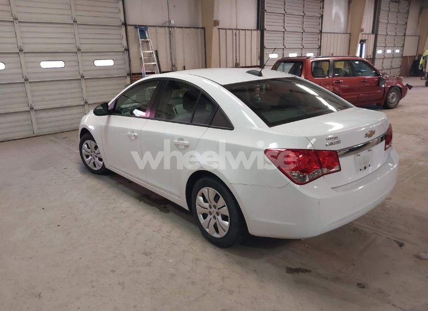 Photo 3 of 2015 Chevrolet Cruze LS AUTO (VIN 1G1PA5SH0F7183419)