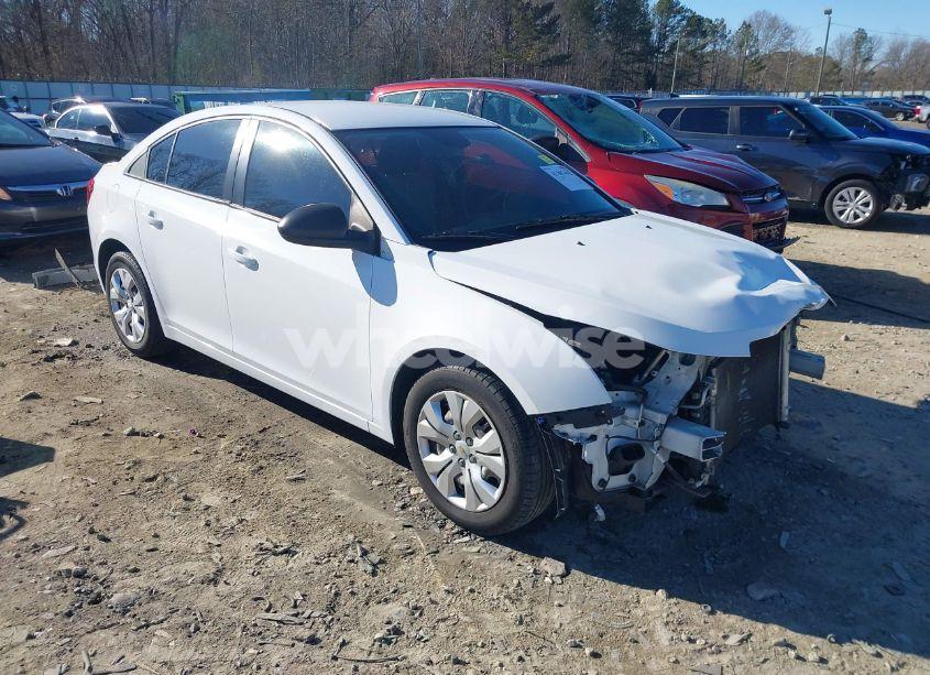 2015 Chevrolet Cruze LS AUTO (VIN 1G1PA5SH0F7245403) main photo