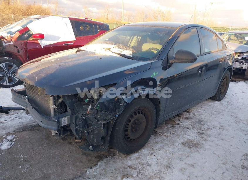 Photo 2 of 2015 Chevrolet Cruze LS AUTO (VIN 1G1PA5SH0F7258359)