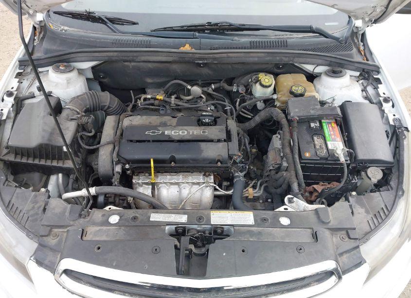 Photo 10 of 2015 Chevrolet Cruze LS AUTO (VIN 1G1PA5SH0F7263979)