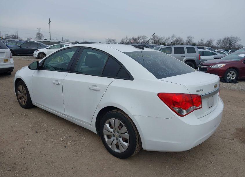 Photo 3 of 2015 Chevrolet Cruze LS AUTO (VIN 1G1PA5SH0F7263979)