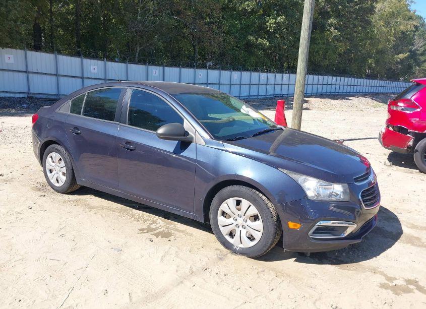 2015 Chevrolet Cruze LS AUTO (VIN 1G1PA5SH0F7268745) main photo