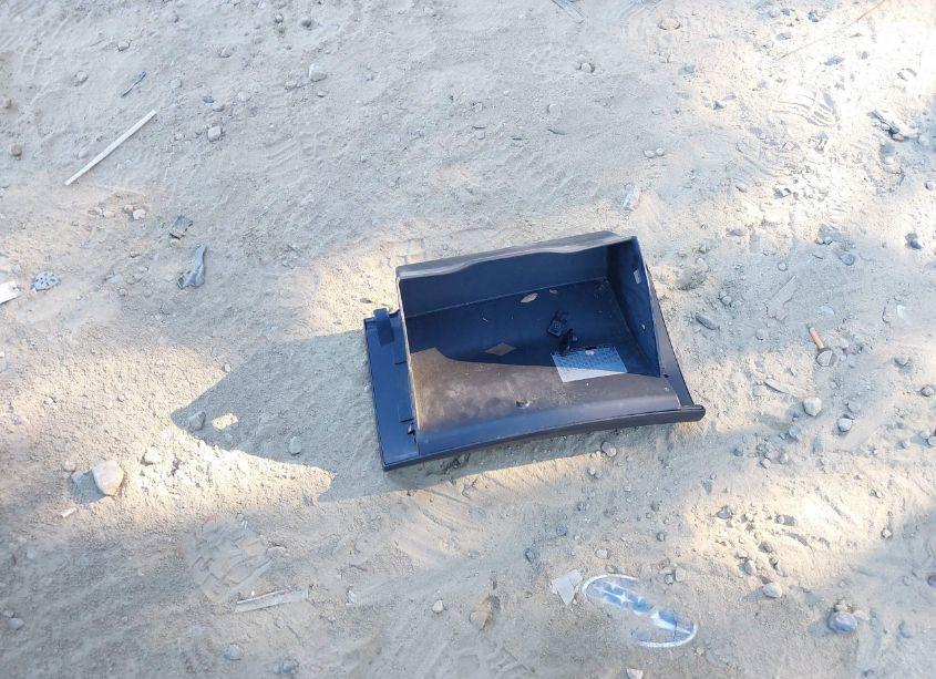 Photo 12 of 2015 Chevrolet Cruze LS AUTO (VIN 1G1PA5SH0F7268745)