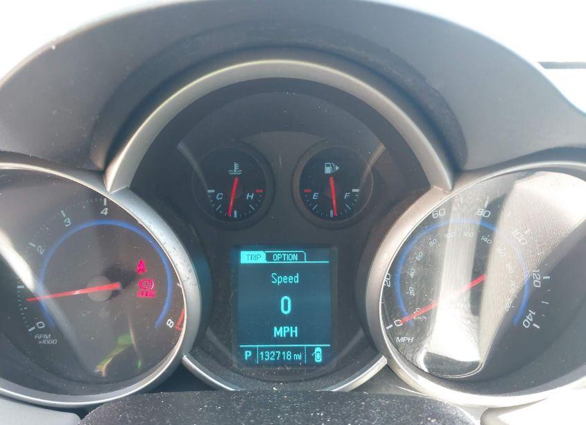 Photo 7 of 2015 Chevrolet Cruze LS AUTO (VIN 1G1PA5SH0F7268745)