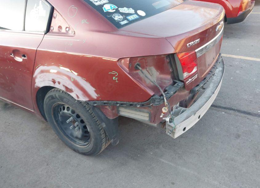 Photo 14 of 2013 Chevrolet Cruze LS AUTO (VIN 1G1PA5SH1D7209779)