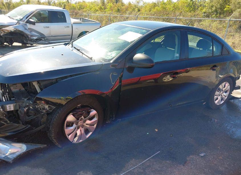 Photo 14 of 2013 Chevrolet Cruze LS AUTO (VIN 1G1PA5SH1D7257427)