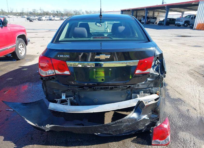 Photo 16 of 2013 Chevrolet Cruze LS AUTO (VIN 1G1PA5SH1D7257427)