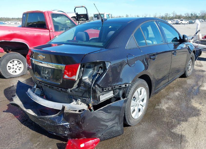 Photo 4 of 2013 Chevrolet Cruze LS AUTO (VIN 1G1PA5SH1D7257427)