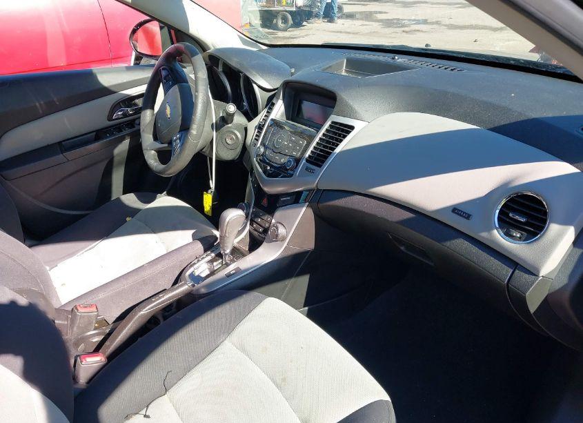 Photo 5 of 2013 Chevrolet Cruze LS AUTO (VIN 1G1PA5SH1D7257427)