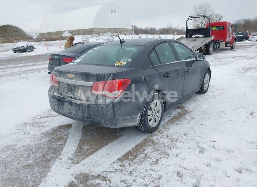 Photo 4 of 2013 Chevrolet Cruze LS AUTO (VIN 1G1PA5SH1D7267312)