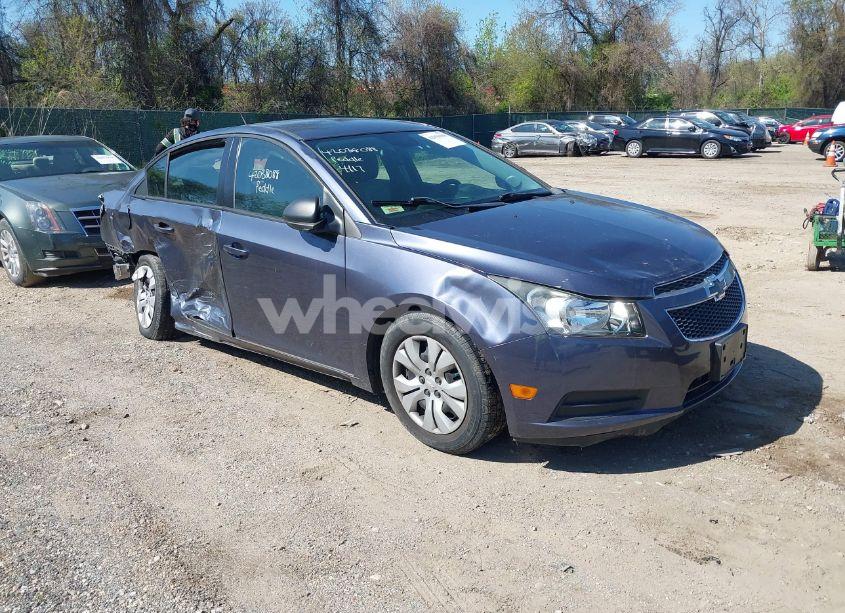 2013 Chevrolet Cruze LS AUTO (VIN 1G1PA5SH1D7314922) main photo