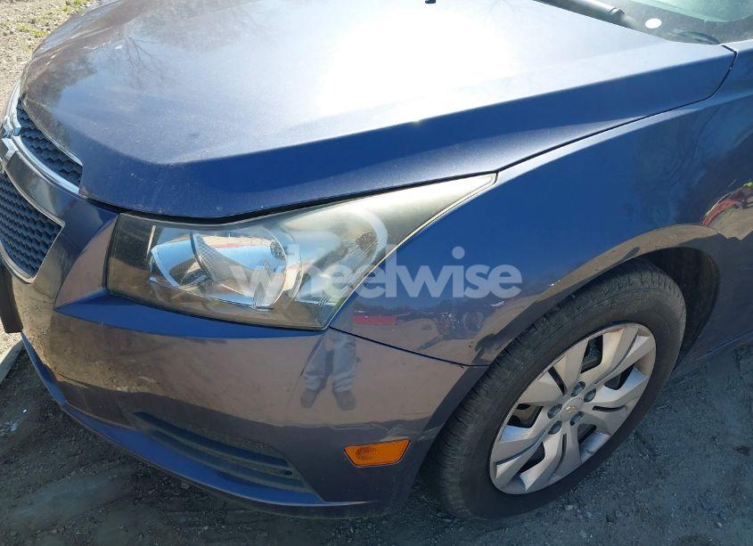 Photo 12 of 2013 Chevrolet Cruze LS AUTO (VIN 1G1PA5SH1D7314922)