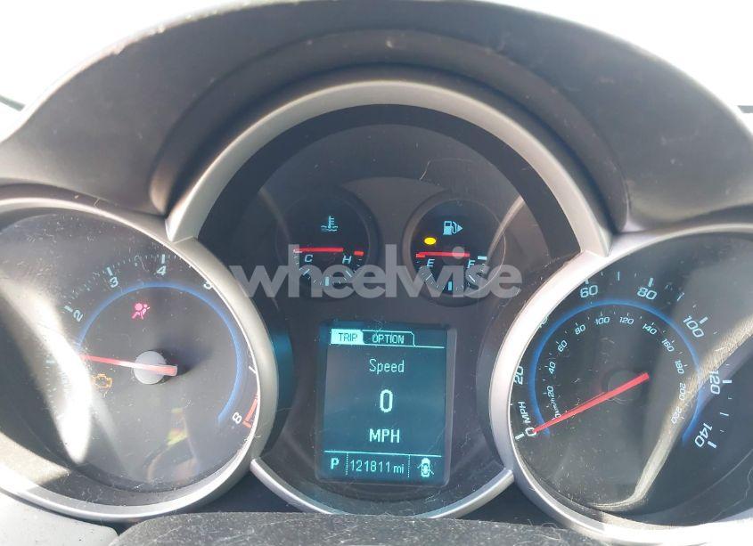 Photo 7 of 2013 Chevrolet Cruze LS AUTO (VIN 1G1PA5SH1D7314922)