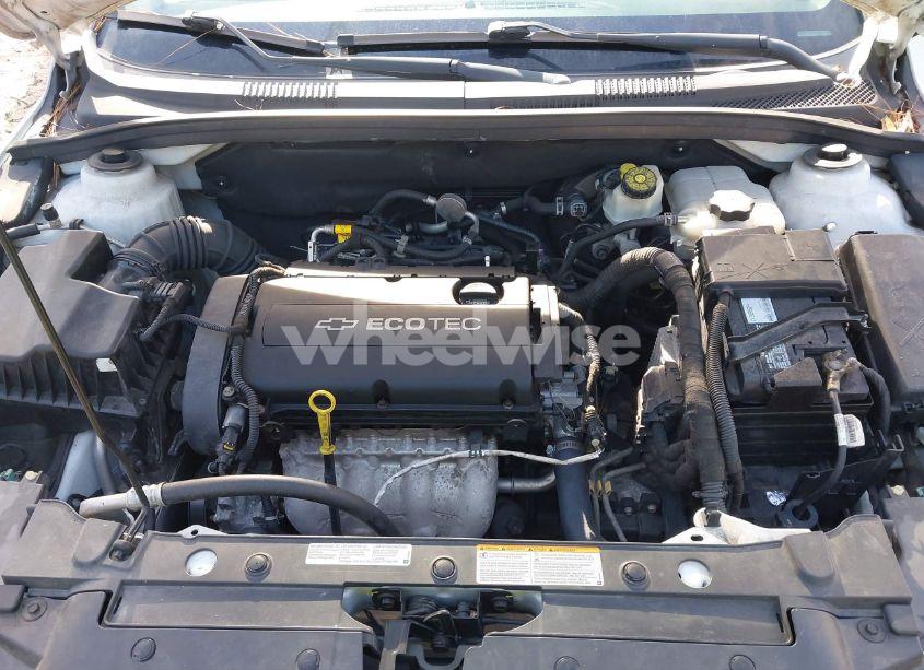 Photo 10 of 2014 Chevrolet Cruze LS AUTO (VIN 1G1PA5SH1E7167616)