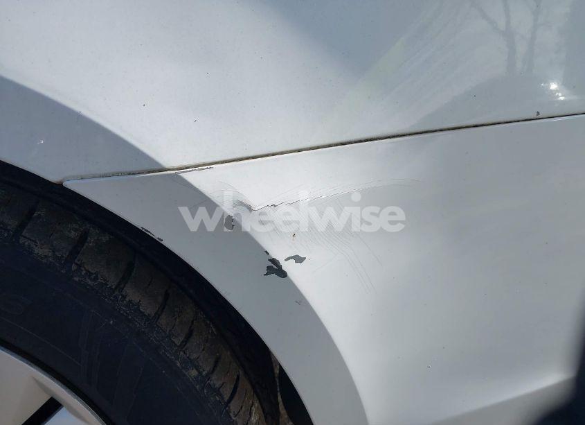 Photo 6 of 2014 Chevrolet Cruze LS AUTO (VIN 1G1PA5SH1E7167616)