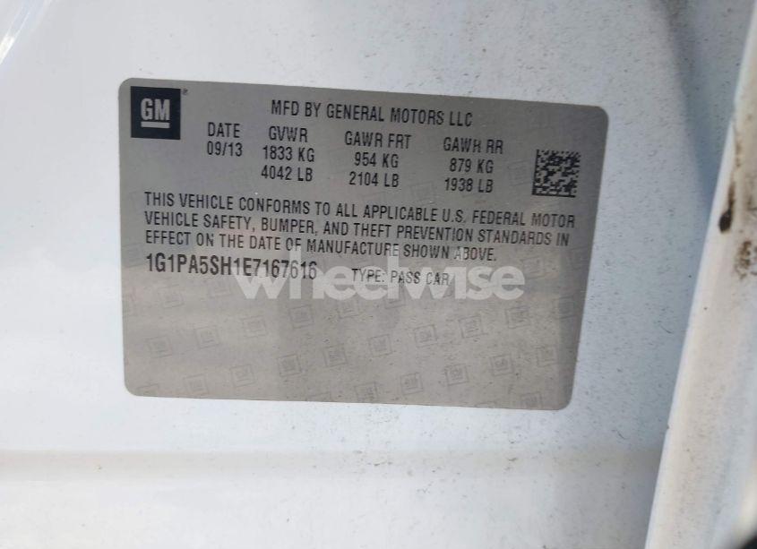 Photo 9 of 2014 Chevrolet Cruze LS AUTO (VIN 1G1PA5SH1E7167616)