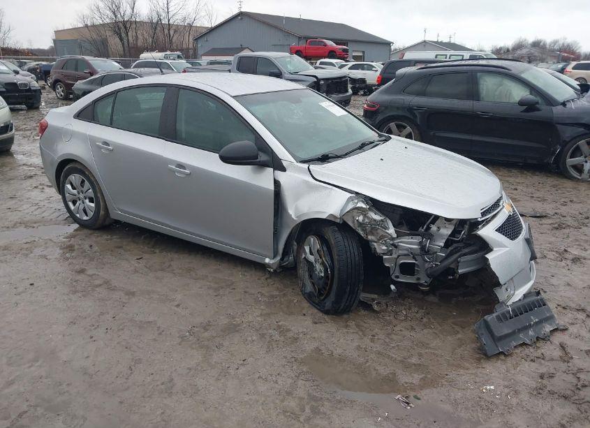 2014 Chevrolet Cruze LS AUTO (VIN 1G1PA5SH1E7280076) main photo