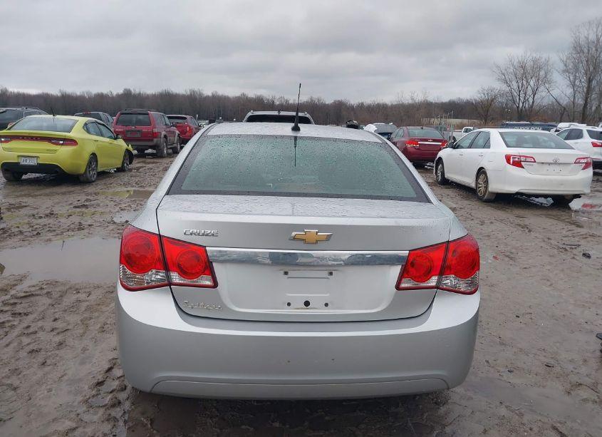 Photo 17 of 2014 Chevrolet Cruze LS AUTO (VIN 1G1PA5SH1E7280076)