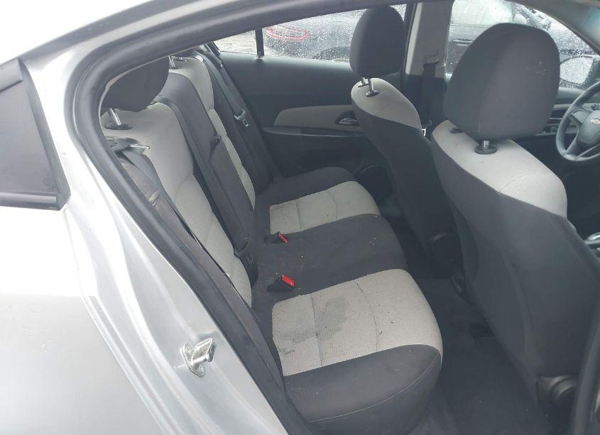 Photo 8 of 2014 Chevrolet Cruze LS AUTO (VIN 1G1PA5SH1E7280076)