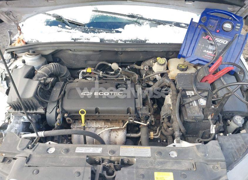 Photo 10 of 2014 Chevrolet Cruze LS AUTO (VIN 1G1PA5SH1E7302447)