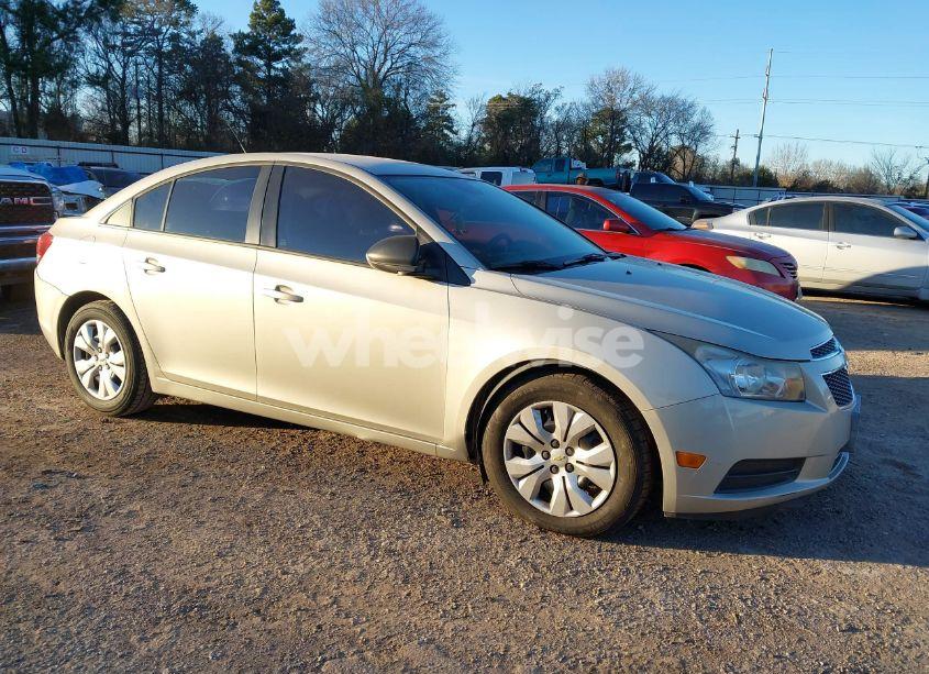 2014 Chevrolet Cruze LS AUTO (VIN 1G1PA5SH1E7340230) main photo