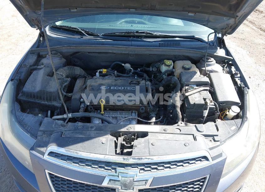 Photo 10 of 2014 Chevrolet Cruze LS AUTO (VIN 1G1PA5SH1E7344701)