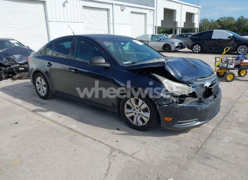 2014 Chevrolet Cruze LS AUTO (VIN 1G1PA5SH1E7434317) main photo