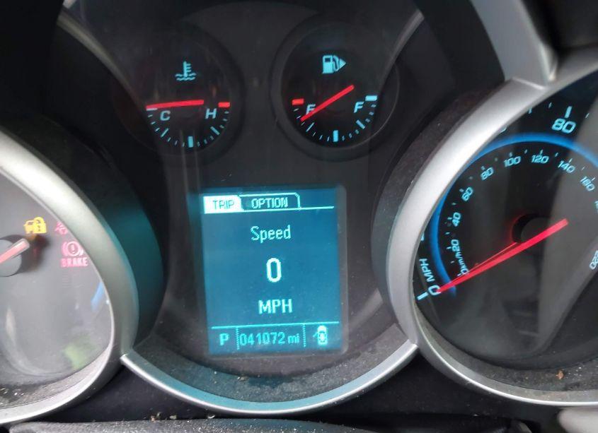 Photo 6 of 2014 Chevrolet Cruze LS AUTO (VIN 1G1PA5SH1E7465552)