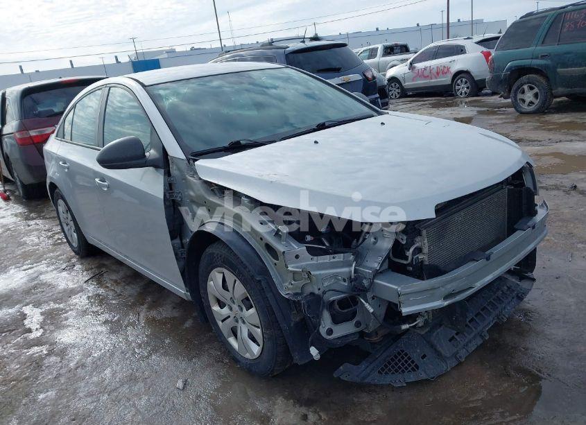 2015 Chevrolet Cruze LS AUTO (VIN 1G1PA5SH1F7202821) main photo