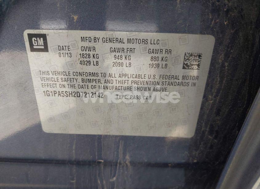 Photo 9 of 2013 Chevrolet Cruze LS AUTO (VIN 1G1PA5SH2D7212142)