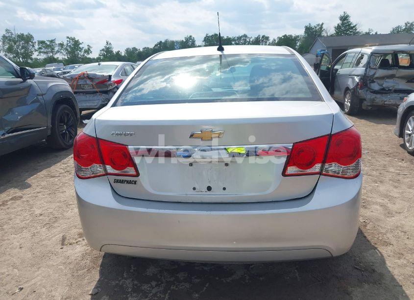 Photo 17 of 2013 Chevrolet Cruze LS AUTO (VIN 1G1PA5SH2D7288007)