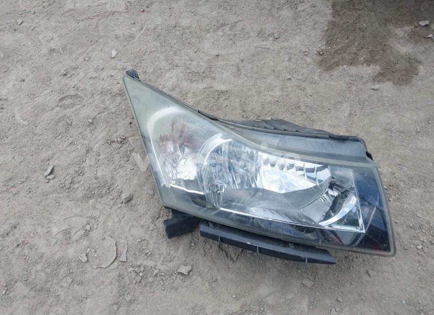 Photo 18 of 2013 Chevrolet Cruze LS AUTO (VIN 1G1PA5SH2D7288007)