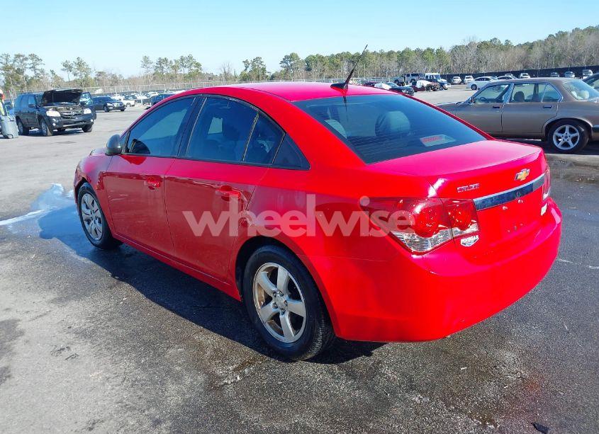 Photo 3 of 2014 Chevrolet Cruze LS AUTO (VIN 1G1PA5SH2E7140201)