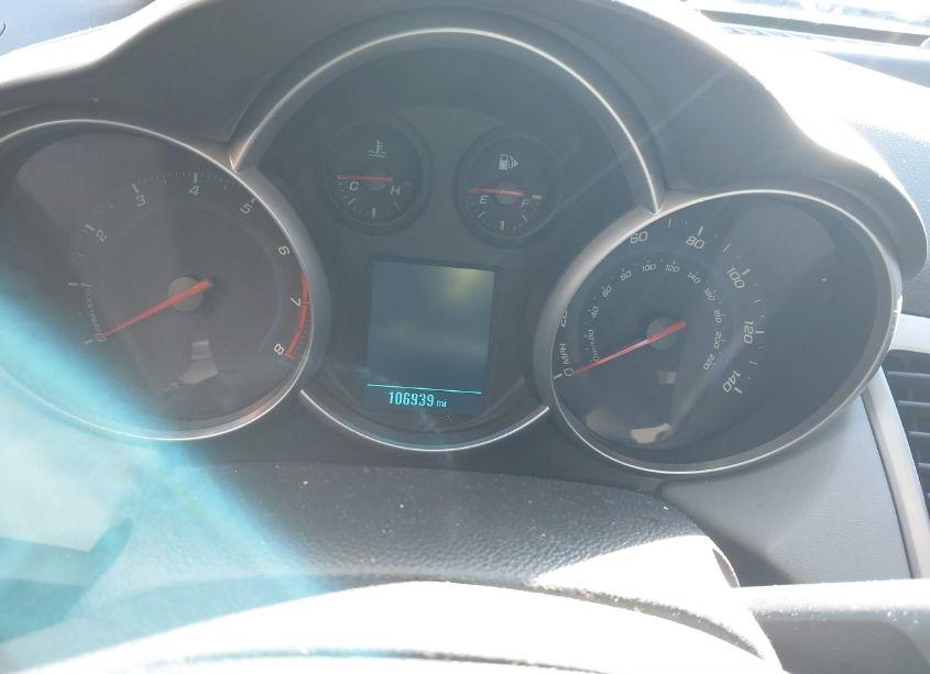 Photo 7 of 2014 Chevrolet Cruze LS AUTO (VIN 1G1PA5SH2E7165681)