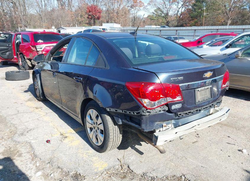 Photo 3 of 2014 Chevrolet Cruze LS AUTO (VIN 1G1PA5SH2E7180679)
