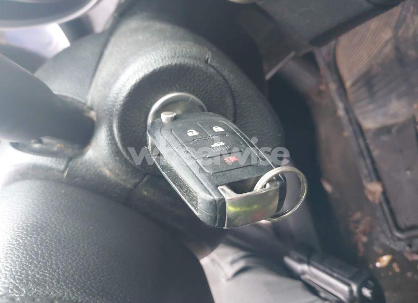 Photo 11 of 2014 Chevrolet Cruze LS AUTO (VIN 1G1PA5SH2E7183033)